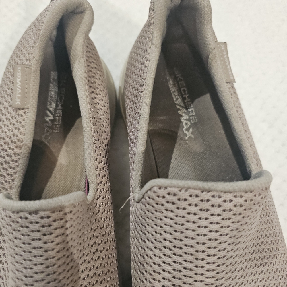 Sketchers Go Walk Women Slip Ons Size 10‎ Cream Color - Picture 5 of 7